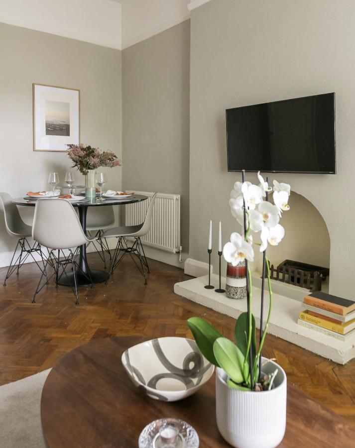 Chic 1 Bedroom Apartment In Bloomsbury, Sleeps 4 런던 외부 사진